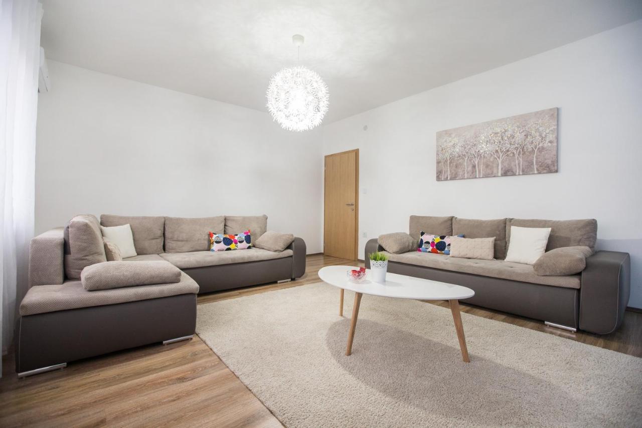 Friday Apartments ザグレブ エクステリア 写真